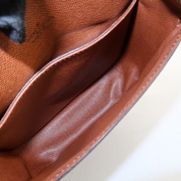 💎✨Authentic✨💎Louis Vuitton Monogram Mini Saint Cloud Shoulder Bag - Picture 12 of 16